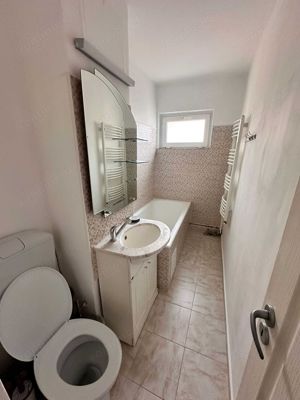 apartament 1 camera complet decomandat Complex Studentesc etaj 3 cu CENTRALA PROPRIE si geam baie - imagine 5