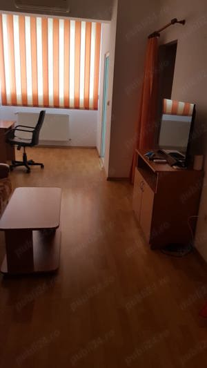 De închiriat apartament 