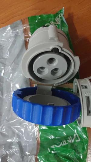 Priza industriala 16A-6h, 200-250V, 2P+T, IP67 - 179buc - imagine 5