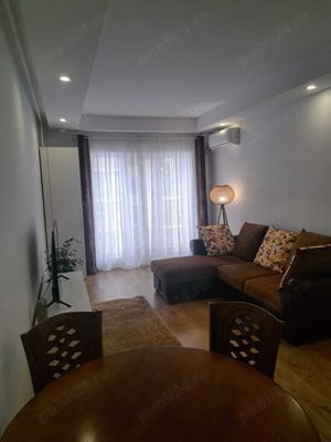 Apartament în Complexul Rezidențial Cosmopolis Faza 4 piscină - imagine 8