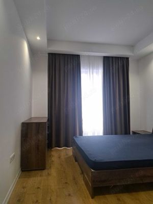 Apartament în Complexul Rezidențial Cosmopolis Faza 4 piscină - imagine 7