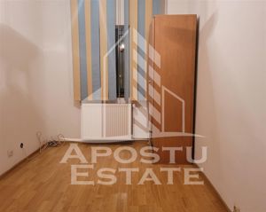 Apartament decomandat cu 3 camere, centrala proprie, parter, Lipovei - imagine 5