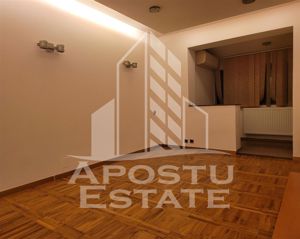 Apartament decomandat cu 3 camere, centrala proprie, parter, Lipovei - imagine 2