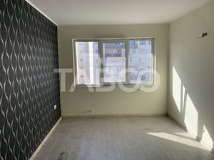 Apartament decomandat 4 camere 84 mpu 2 bai zona Mihai Viteazu Sibiu - imagine 6