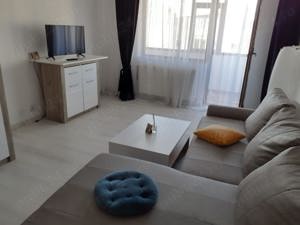 Ofer spre închiriere apartament 2 camere,ultracentral 