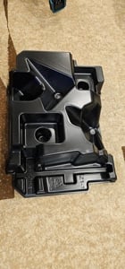 Vand insertie Makita pentru CC301 cu fără sist alim cu apa pret 50 lei