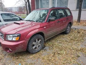 Vând sau schimb Subaru Forester