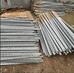 vand spaleri zincati pentru vie 