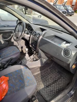 Dacia duster dci 4x4 2014 186000km - imagine 4 Dacia duster dci 4x4 2014 186000km - imagine 4