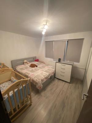 Inchiriez apartament 3 camere 