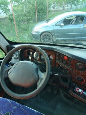 Iveco Carbus 27+1+1 locuri - imagine 9