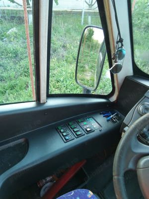 Iveco Carbus 27+1+1 locuri - imagine 7