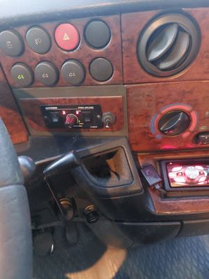 Iveco Carbus 27+1+1 locuri - imagine 10