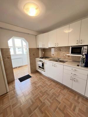 Vânzare apartament 2 camere recent renovat, izolat, semi-mobilat, în zonă liniștită   Obcini - imagine 2