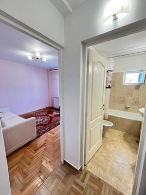 Vânzare apartament 2 camere recent renovat, izolat, semi-mobilat, în zonă liniștită   Obcini - imagine 4