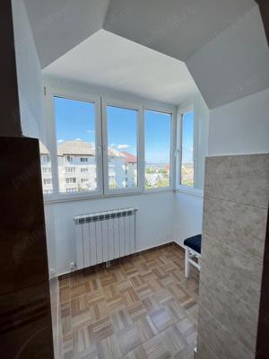 Vânzare apartament 2 camere recent renovat, izolat, semi-mobilat, în zonă liniștită   Obcini - imagine 3