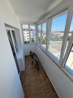 Vânzare apartament 2 camere recent renovat, izolat, semi-mobilat, în zonă liniștită   Obcini - imagine 6