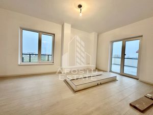 Apartament cu 3 camere, decomandat, terasa de 26 mp, zona Planetelor - imagine 2