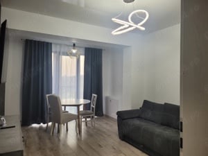 ÎNCHIRIEZ APARTAMENT 2 CAMERE