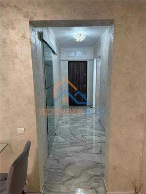 Vanzare Apartament cu 3 camere, zona Drumul Taberei, Plaza Mall - imagine 3