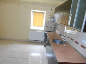 Mobilat si utilat, renovat, zona Lipovei. - imagine 10