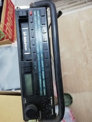 Radio cassette hyundai hc-300-e