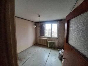 Apartament de 3 camere, semidecomandat, Sălăjan-1 Decembrie 1918 - imagine 2