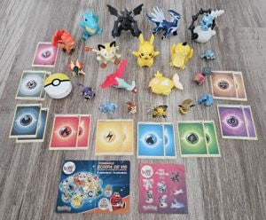 Pokemon 20 jucării și 17 cartonașe TCG Tomy Nintendo McDonalds