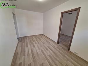 Apartament 2 camere, parter, zona Cora - imagine 2