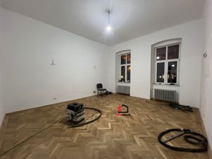 Apartament superb în cladire istorică - imagine 4