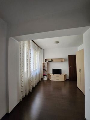 Inchiriere apartament Ultracentral, Pavone - imagine 8