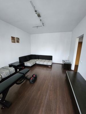 Inchiriere apartament Ultracentral, Pavone - imagine 1