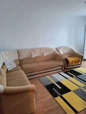 Apartament cu 3 camere, strada Al.Grivita -Scoala 8 - imagine 3