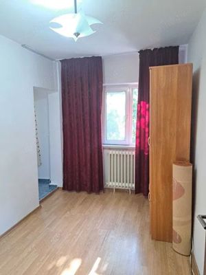 Apartament cu 3 camere, strada Al.Grivita -Scoala 8 - imagine 6