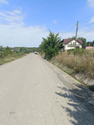 Vând teren intravilan în comuna Bârnova, sat Bârnova