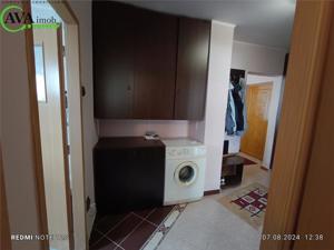 Apartament 3 camere decomandat zona Mall - imagine 9