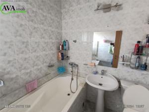 Apartament 3 camere decomandat zona Mall - imagine 14