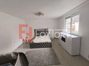 Casa individuala cu 2 camere si teren de 432 mp - Zona Plopi - imagine 4