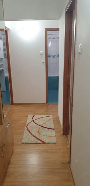 Apartament etaj 1,zona centrala - imagine 6