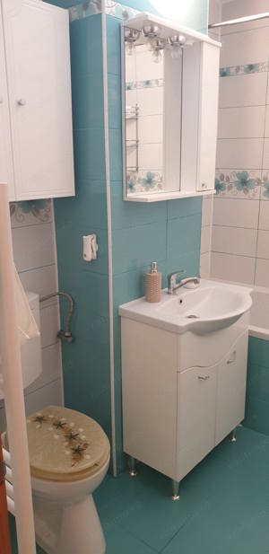 Apartament etaj 1,zona centrala - imagine 12