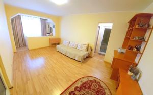 Apartament cu 2 camere, Micro 16 - etaj intermediar - imagine 5