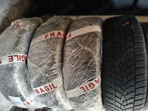 155/55 R20 iarnă. Patru bucăți toate la fel. Preț 1150 RON negociabil.
