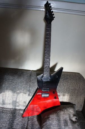 Chitara electrica Chapman Guitars Ghost Fret Black Blood + gigbag original gros