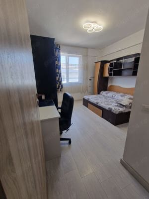 Apartament de vânzare cu 3 camere! - imagine 3