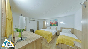 Apartament cu 2 camere cu confortul oferit de o Pensiune in Micalaca - imagine 2