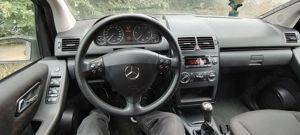 Mercedes A160 - imagine 8