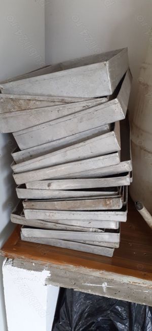 Vand Tavi din Aluminiu pentru Patiserie - imagine 2