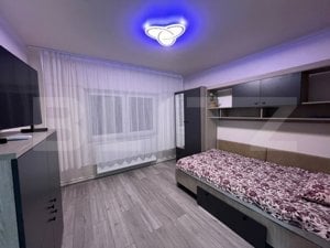 Apartament renovat cu 3 camere, 75 mp, etaj 4/4,  în Carpați 2