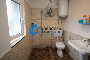 ZONA CENTRALA-CASA 2 CAMERE ,64 MP, TEREN 272MP, DESCHIDERE 14 ML. - imagine 7