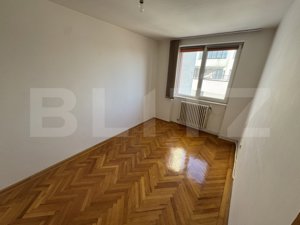 Apartament 2 camere, semidecomandat, etaj 3, Blaj - imagine 2